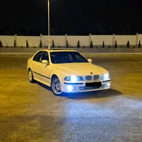 BMW E39 2002