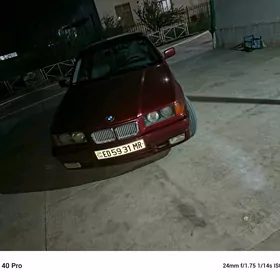 BMW 320 1993