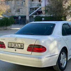Mercedes-Benz C320 2000