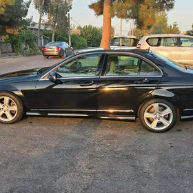 Mercedes-Benz C300 2009