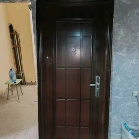 Дверь входнаяDemir gapy