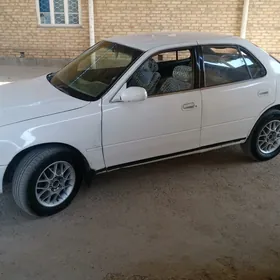 Toyota Camry 1992