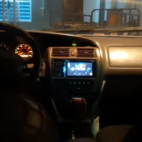 Toyota Avalon 1999