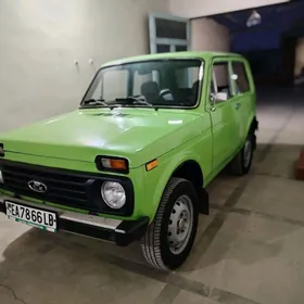 Lada Niva 1986