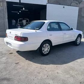 Toyota Camry 1996