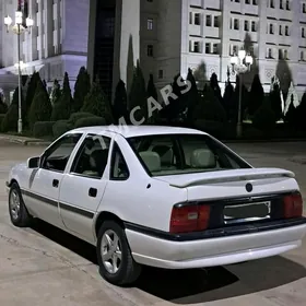 Opel Vectra 1992