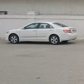 Toyota Camry 2011