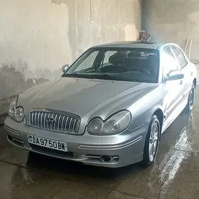 Hyundai Sonata 2002