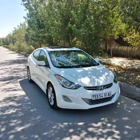 Hyundai Elantra 2012