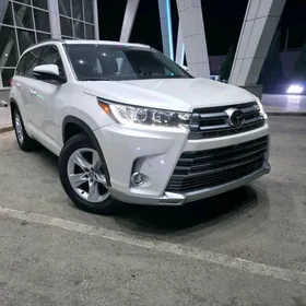 Toyota Highlander 2019
