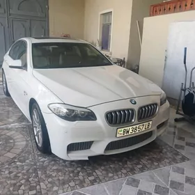 BMW F10 M5 2010