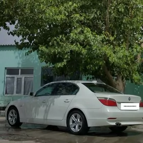BMW E60 2003