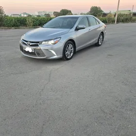 Toyota Camry 2017