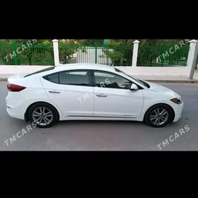 Hyundai Elantra 2018