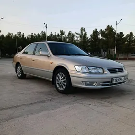 Toyota Camry 2001