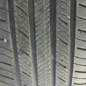 235 55 20 MICHELIN