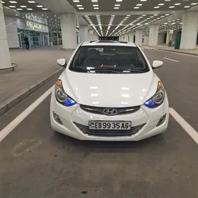 Hyundai Elantra 2013