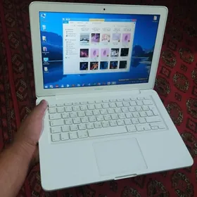 Noutbuk Kompyuter MacBook Makbuk