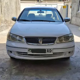 Nissan Sunny 2004