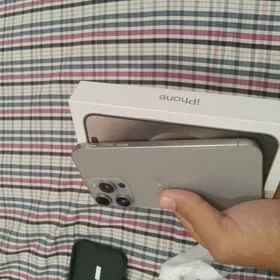 iPhone 15 pro Xr Dan owrilen
