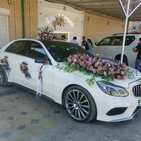 Mercedes-Benz E350 2010