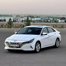 Hyundai Elantra 2021