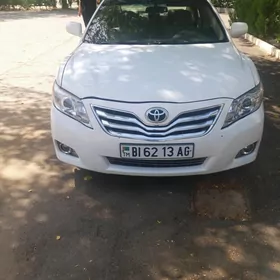 Toyota Camry 2010