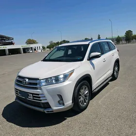 Toyota Highlander 2019