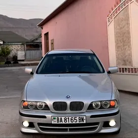 BMW E39 2003