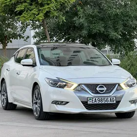 Nissan Maxima 2018