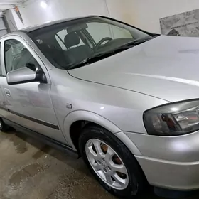 Opel Astra 2003