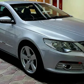 Volkswagen CC 2011
