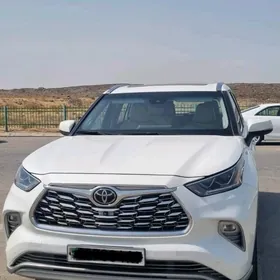 Toyota Highlander 2022
