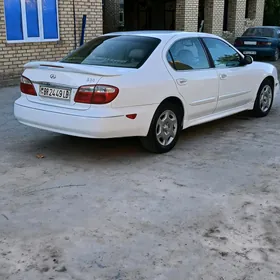 Nissan Maxima 2000