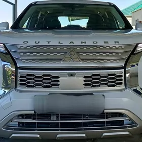 Mitsubishi Outlander 2021