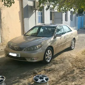 Toyota Camry 2005