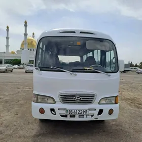 Hyundai County 2005