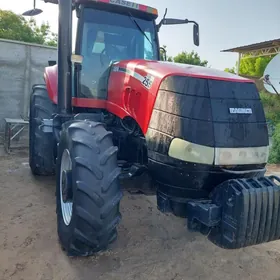 Case STX325 Accusteer 2009