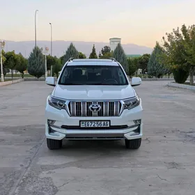 Toyota Land Cruiser Prado 2023