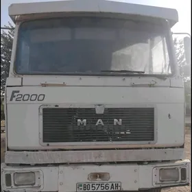 Man L2000 1986