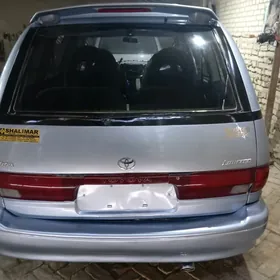 Toyota Previa 1992