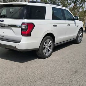 Ford Expedition 2021