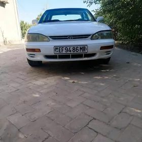 Toyota Camry 1996