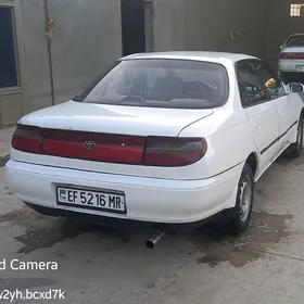 Toyota Carina 1993