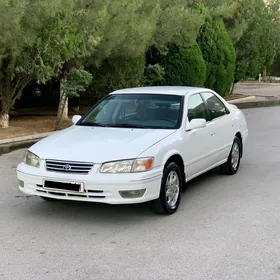 Toyota Camry 2000