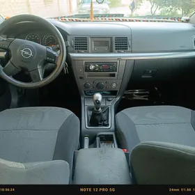 Opel Vectra 2003