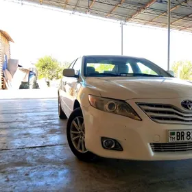 Toyota Camry 2010