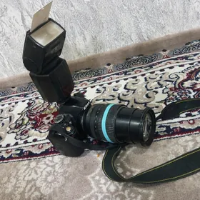 Nikon. 3100 fatoparat