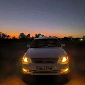 Toyota Avalon 2003