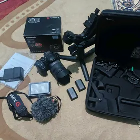 LUMIX GH4 KAMERA